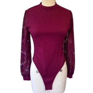 SHEIN Burgundy Stretch Cable Knit Lace Sleeve Bodysuit size Large EUC